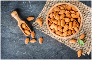 Sunflower Seeds vs Almonds – Nutrition Facts, Health Benefits, Side Effects a