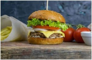 Cheeseburger vs Spaghetti – Health Benefits, Nutritional Facts, Side Effects a