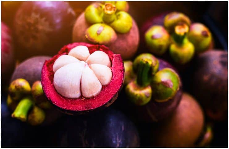 Mangosteen vs Mango – Differences In Taste & Health Benefits
