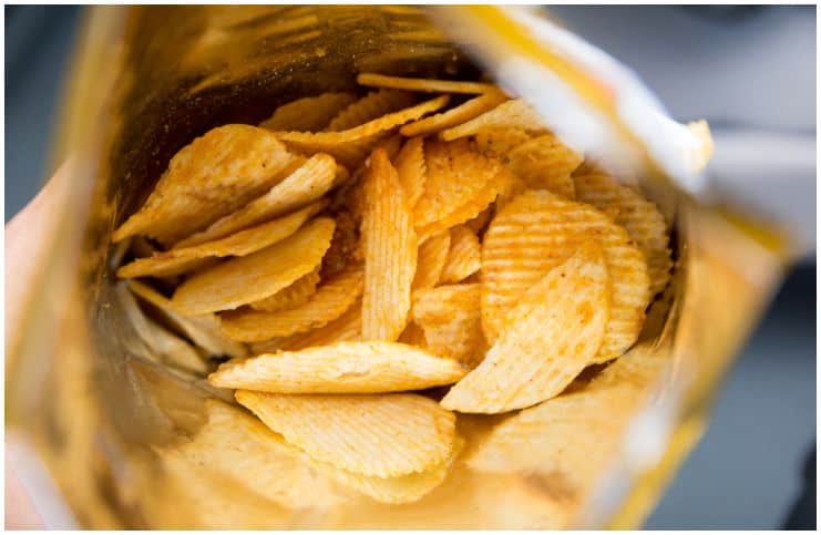 Lay's Stax vs Pringles – Which Is Worse For Your Health